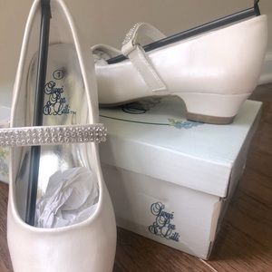 Brand new never worn, Swea Pea & Lilli shoes